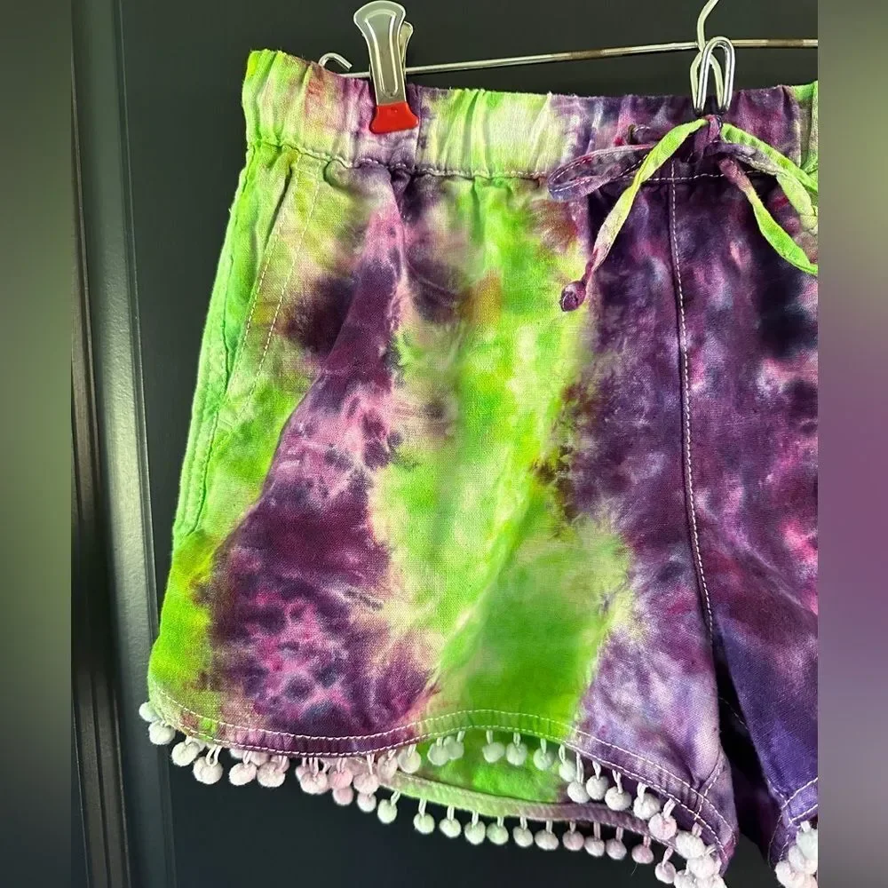 J. Crew Shorts Linen Purple Green Tye Dye Pom Pom Tassel Preppy Boho Summer Med
